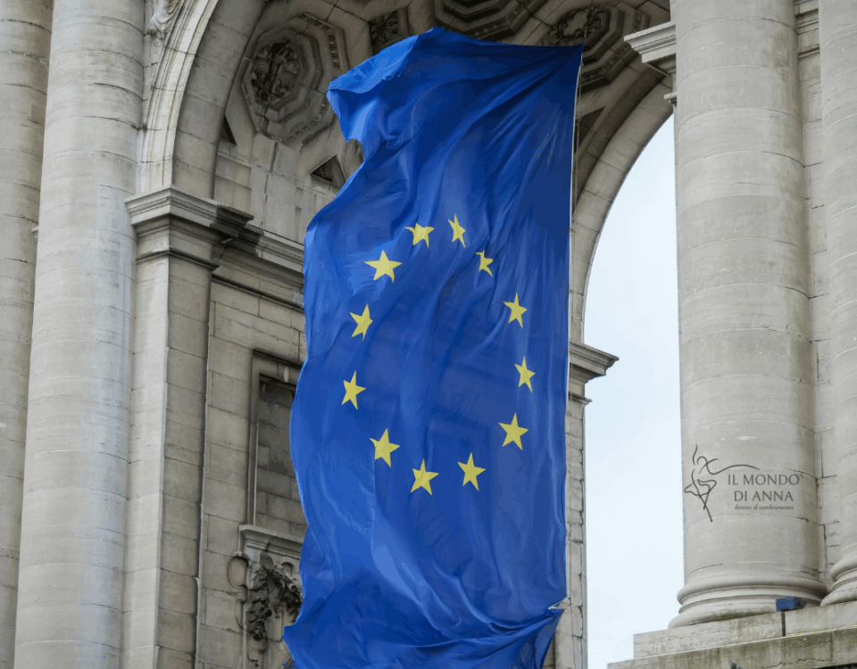 Bandiera europea simbolo dello Spazio europeo dei dati sanitari (EHDS), iniziativa dell’UE per la sanità digitale.